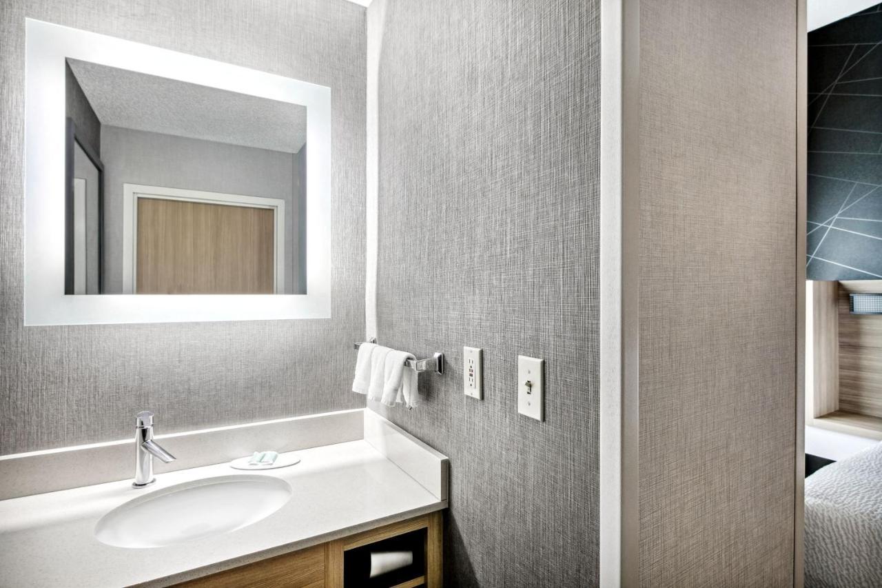 Springhill Suites Anchorage Midtown Exterior foto